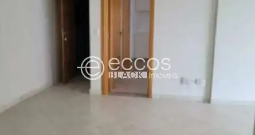 Apartamento para aluguel, 3 quartos, 1 suíte, 2 vagas, Centro - Uberlândia/MG