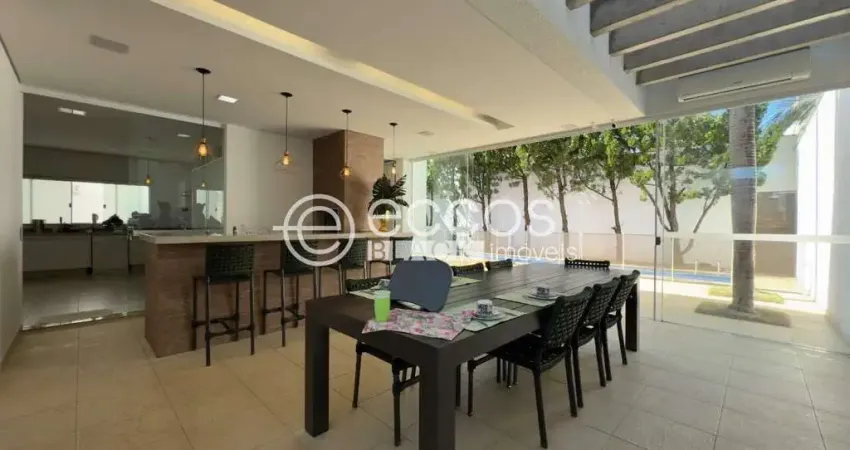 Casa em condomínio à venda, 4 quartos, 4 suítes, 3 vagas, morada da colina - uberlândia/mg