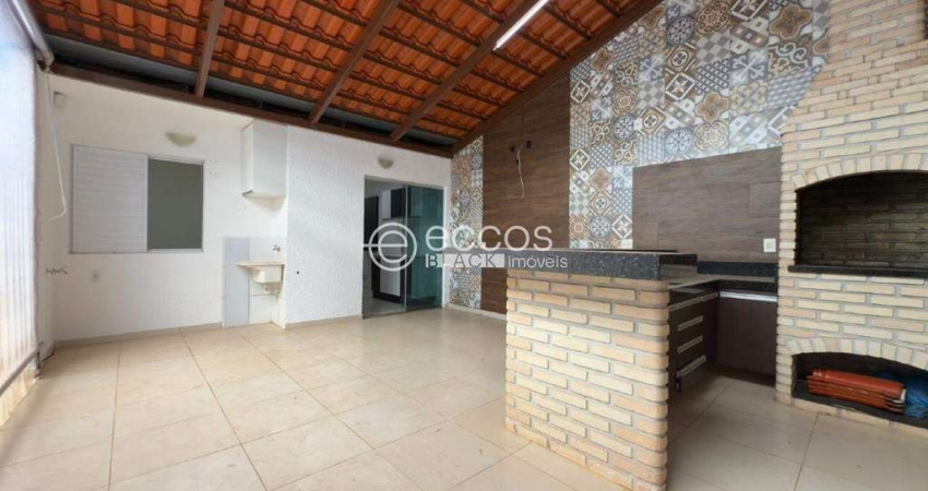 Casa em condomínio para aluguel, 3 quartos, 1 vaga, Recreio dos Bandeirantes - UBERABA/MG