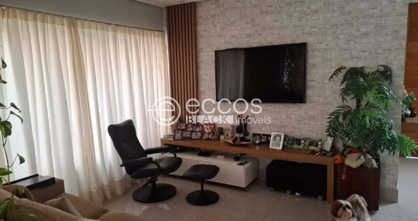 Casa em condomínio à venda, 3 quartos, 1 suíte, 3 vagas, Grand Ville - Uberlândia/MG