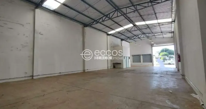 Barracão / Galpão / Depósito para alugar na Rua Maipo, --, Santa Rosa, Uberlândia