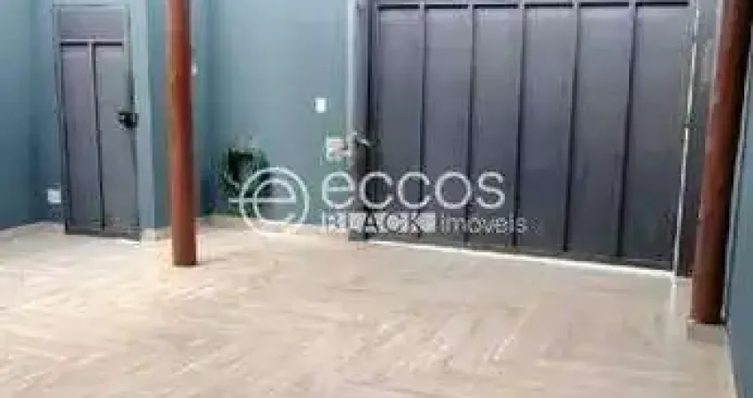 Casa à venda, 3 quartos, 1 suíte, 2 vagas, Novo Mundo - Uberlândia/MG