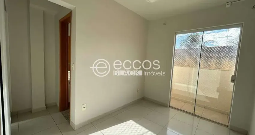 Apartamento à venda, 2 quartos, 1 suíte, 1 vaga, Tibery - Uberlândia/MG