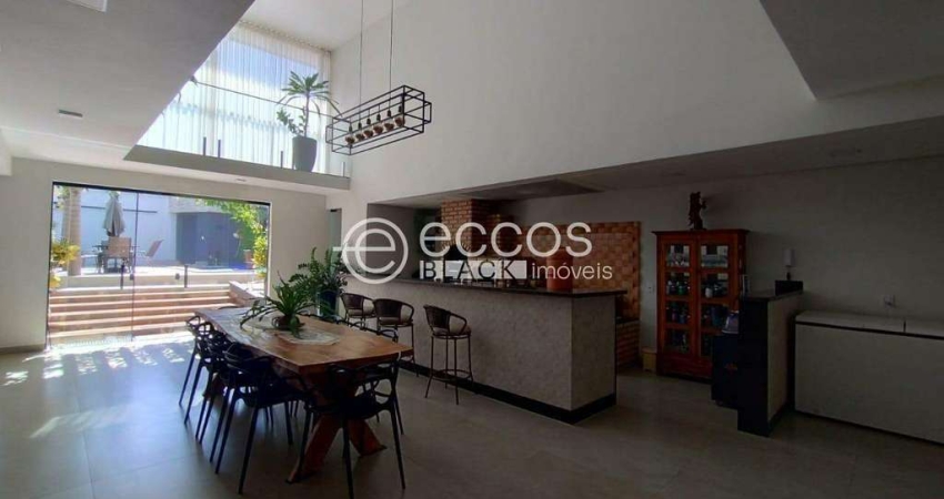 Casa à venda, 4 quartos, 2 suítes, 3 vagas, Cidade Jardim - Uberlândia/MG
