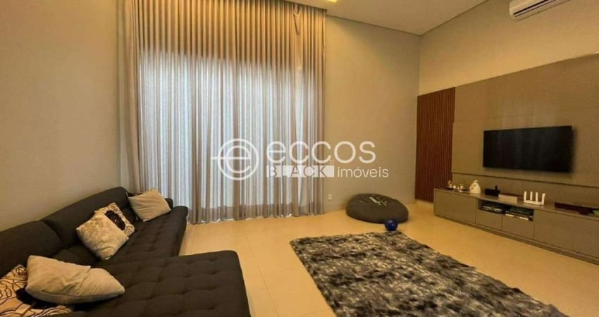 Casa em condomínio à venda, 3 quartos, 3 suítes, 2 vagas, Jardim Sul - Uberlândia/MG