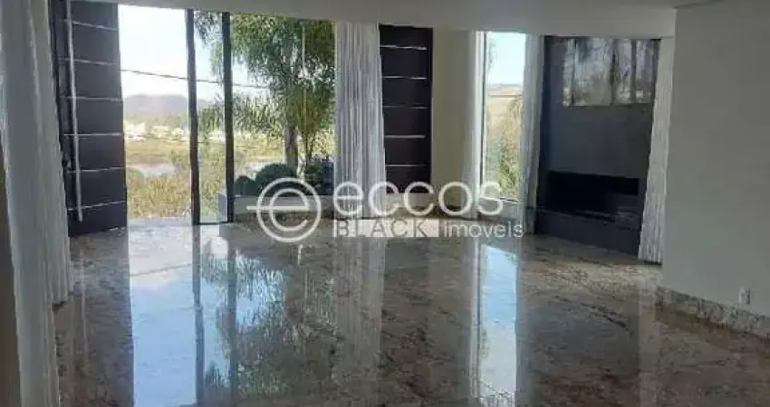 Casa em condomínio à venda, 2 quartos, 2 suítes, 5 vagas, Alphaville Lagoa dos Ingleses - Nova Lima/MG