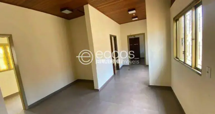 Casa comercial à venda na Rua Augusto César, --, Fundinho, Uberlândia