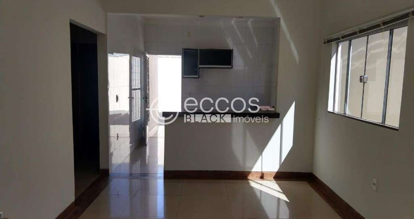Casa à venda, 2 quartos, 1 suíte, 1 vaga, Jardim Espanha - UBERABA/MG