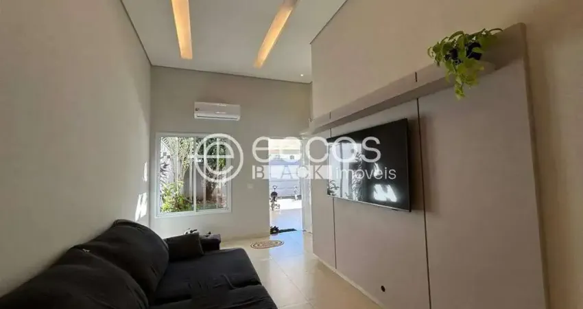 Casa à venda, 3 quartos, 1 suíte, 3 vagas, shopping park - uberlândia/mg