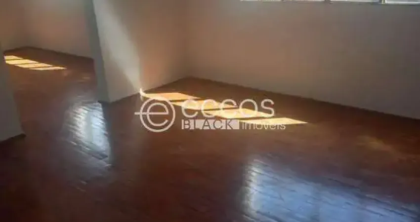 Apartamento à venda, 3 quartos, 1 suíte, 1 vaga, centro - uberlândia/mg