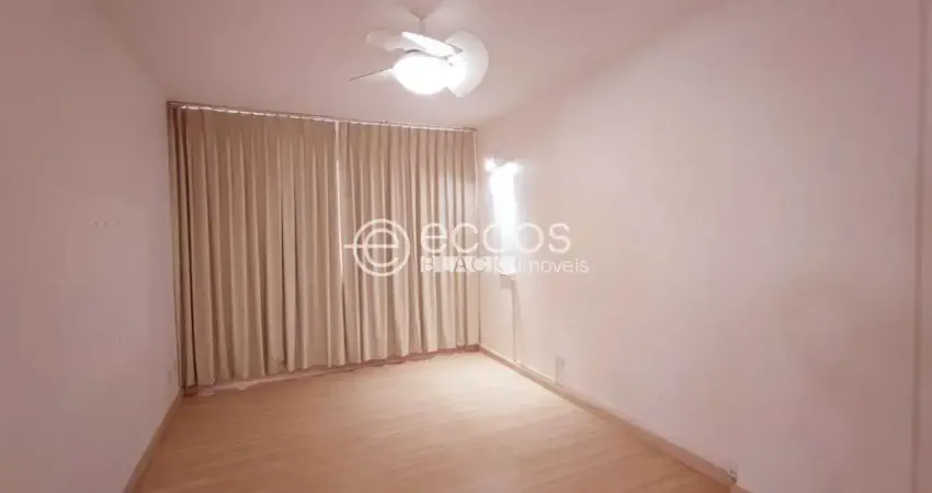 Apartamento à venda, 3 quartos, 1 suíte, Centro - Uberlândia/MG
