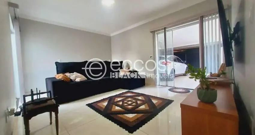 Casa à venda, 2 quartos, 1 suíte, 3 vagas, jardim itália - uberaba/mg