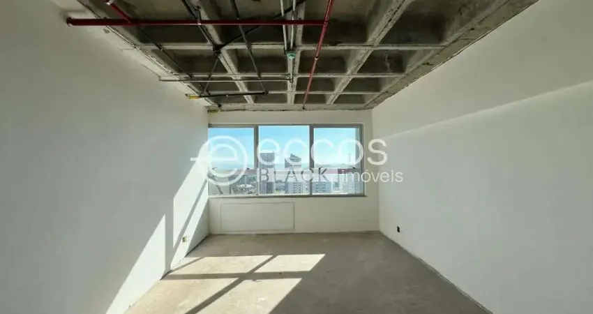 Sala comercial à venda na Avenida Maria Silva Garcia, 637, Granja Marileusa, Uberlândia