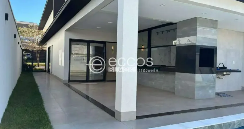 Casa em condomínio à venda, 3 quartos, 3 suítes, 2 vagas, Granja Marileusa - Uberlândia/MG