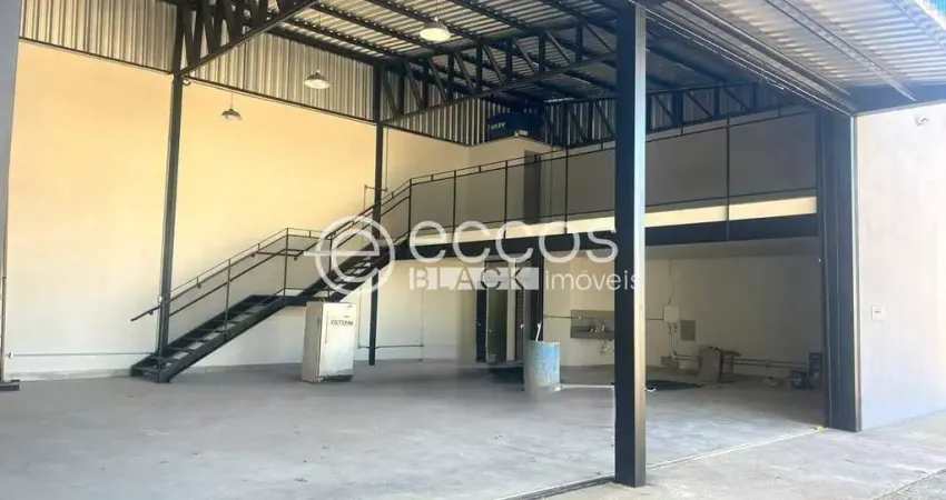 Barracão / Galpão / Depósito para alugar na Rua Delfim Moreira, 348, Custódio Pereira, Uberlândia