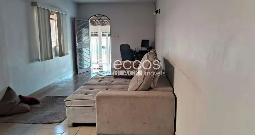 Casa à venda, 3 quartos, 1 suíte, 2 vagas, Jardim Brasília - Uberlândia/MG