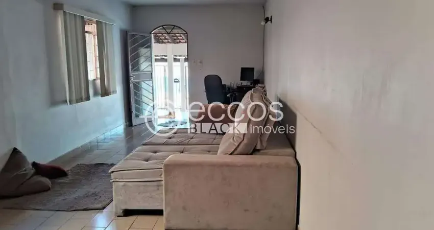 Casa à venda, 3 quartos, 1 suíte, 2 vagas, jardim brasília - uberlândia/mg