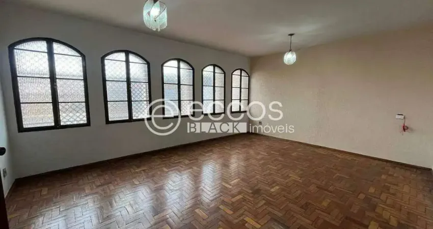 Casa para aluguel, 3 quartos, 2 suítes, 4 vagas, olinda - uberaba/mg