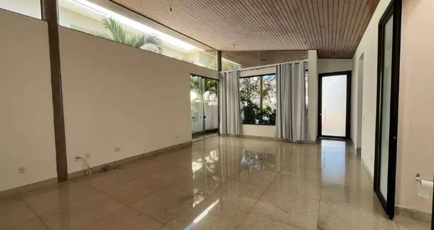 Casa em condomínio para aluguel, 4 quartos, 4 suítes, 2 vagas, aclimação - uberlândia/mg