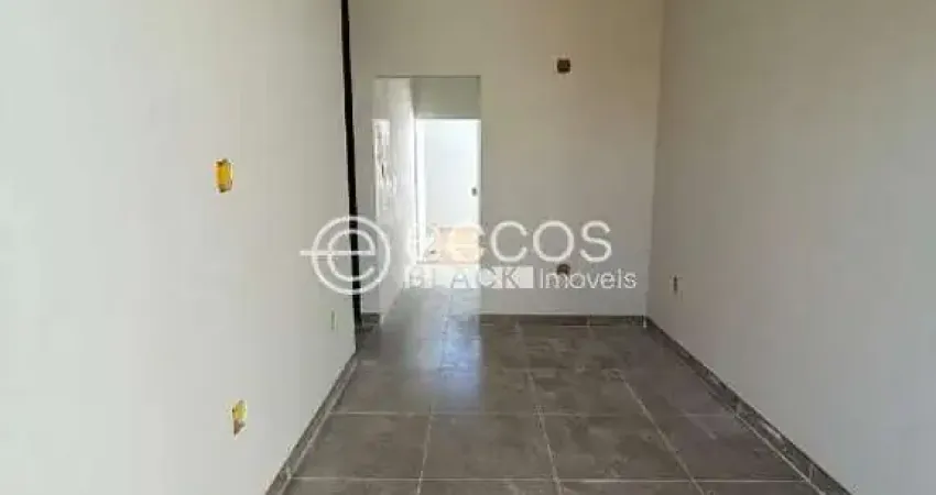 Casa à venda, 2 quartos, 1 suíte, 2 vagas, laranjeiras - uberlândia/mg