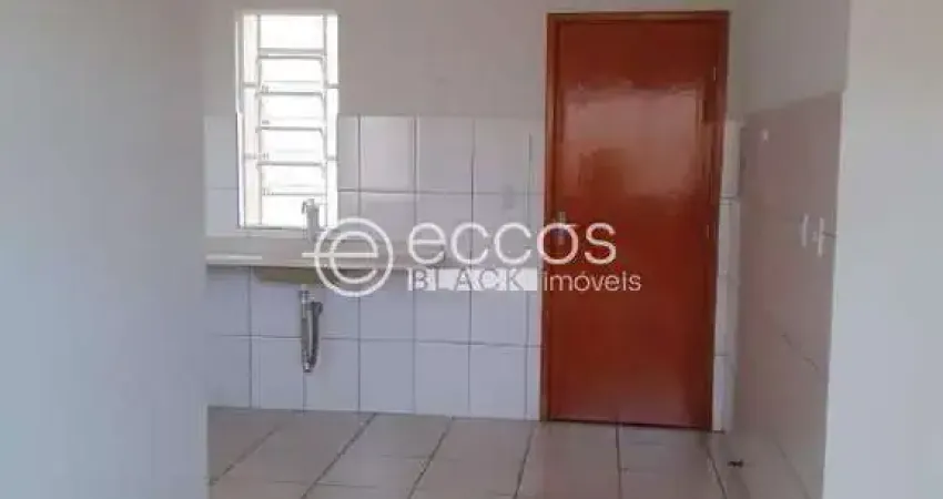 Casa à venda, 2 quartos, 3 vagas, residencial presidente tancredo neves - uberaba/mg