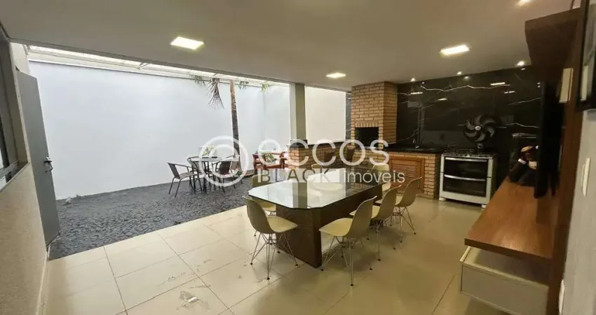 Casa à venda, 3 quartos, 1 suíte, 4 vagas, vida nova - uberlândia/mg