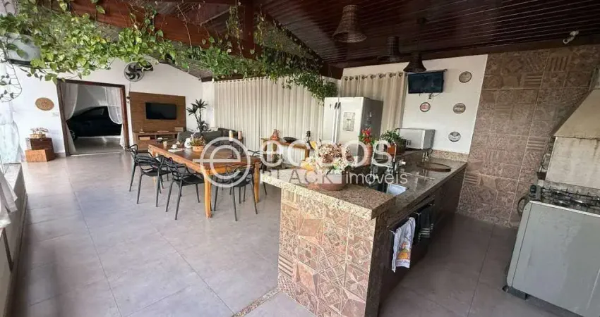 Casa à venda, 3 quartos, 1 suíte, 2 vagas, jardim espírito santo - uberaba/mg