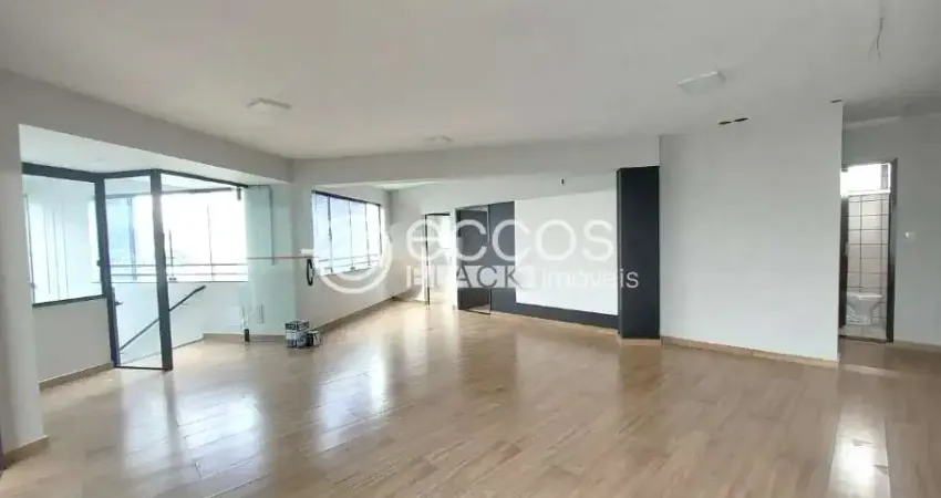 Sala comercial para alugar na Avenida João Naves de Ávila, 1510, Saraiva, Uberlândia