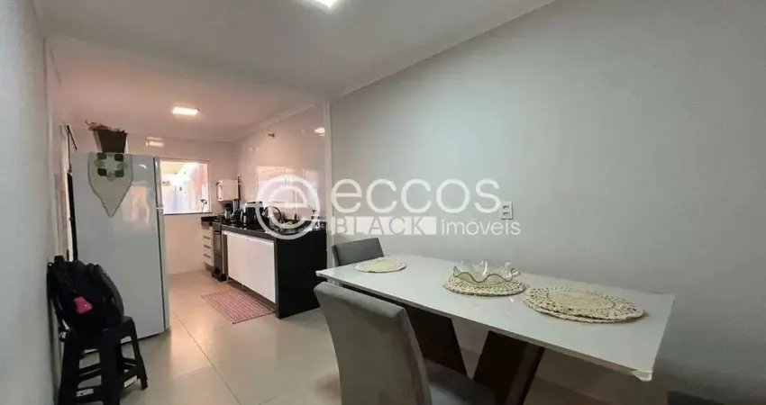Casa à venda, 3 quartos, 1 suíte, 2 vagas, planalto - uberlândia/mg
