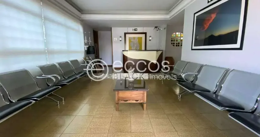 Casa para aluguel, 4 quartos, 2 suítes, 5 vagas, morada da colina - uberlândia/mg