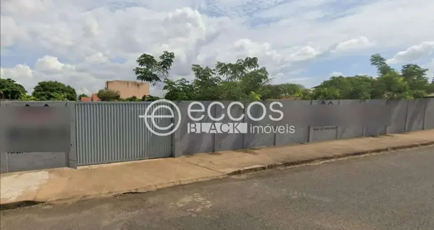 Terreno comercial à venda na Rua Lourdes de Carvalho, 1494, Santa Mônica, Uberlândia