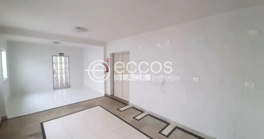 Casa comercial para aluguel, 5 vagas, brasil - uberlândia/mg