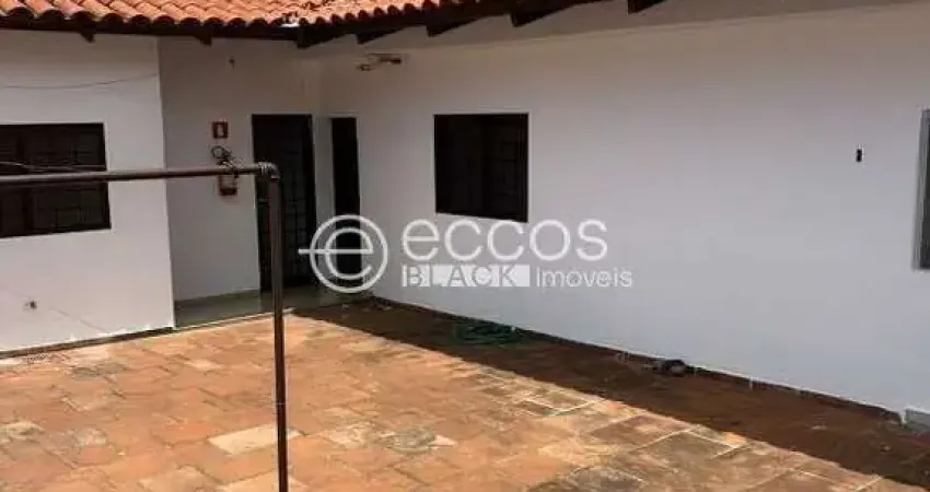 Casa comercial para aluguel, osvaldo rezende - uberlândia/mg