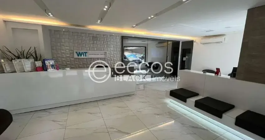 Casa comercial para alugar na Rua Marques Póvoa, 391, Martins, Uberlândia