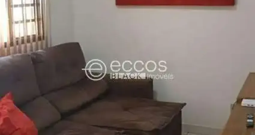 Casa à venda, 2 quartos, 2 vagas, jardim patrícia - uberlândia/mg