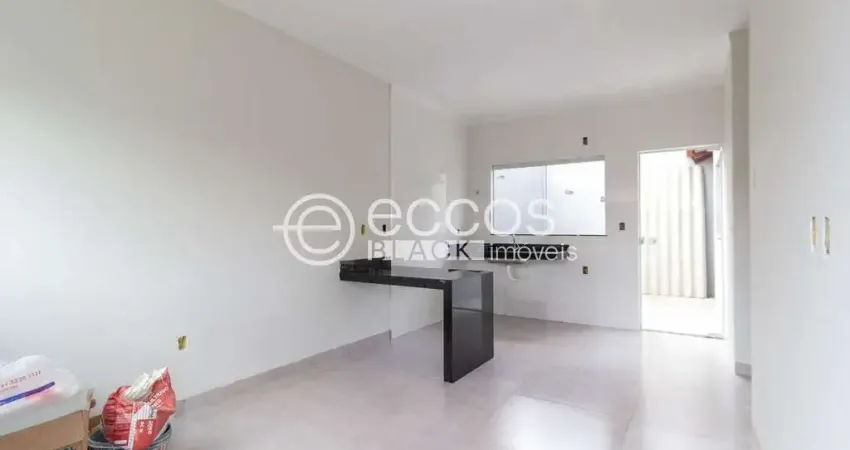 Casa à venda, 2 quartos, 1 suíte, 1 vaga, shopping park - uberlândia/mg