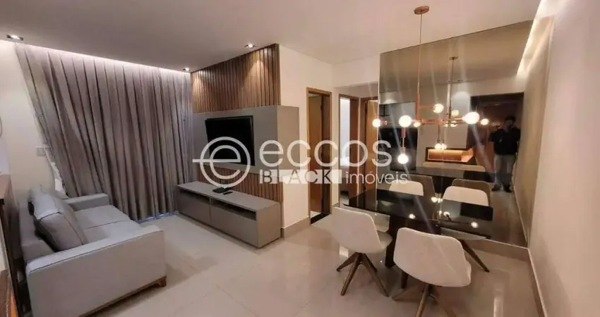 Apartamento à venda, 2 quartos, 1 suíte, 2 vagas, Martins - Uberlândia/MG