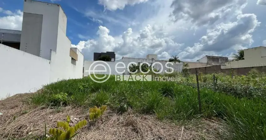 Terreno comercial à venda na Rua Aracatu, 99, Jardim Karaíba, Uberlândia