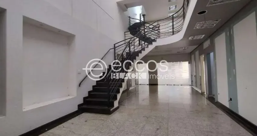 Casa comercial para alugar na Praça Rui Barbosa, 219, Fundinho, Uberlândia