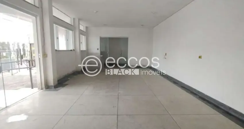 Casa comercial para alugar na Avenida Rio Branco, 929, Centro, Uberlândia