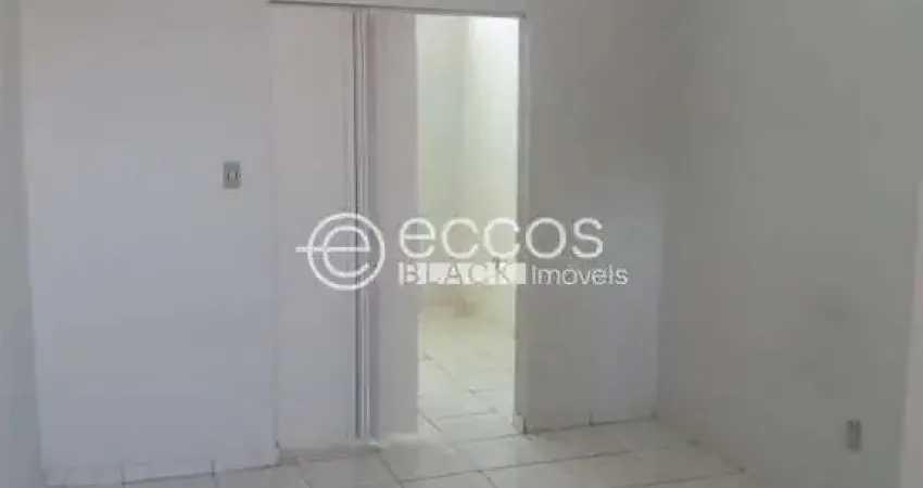 Imóvel comercial à venda, 3 quartos, 1 suíte, 1 vaga, santa mônica - uberlândia/mg