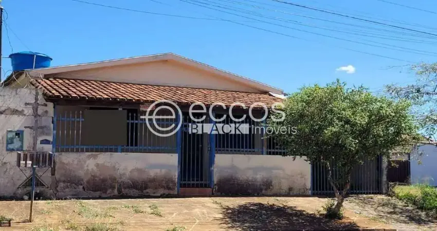 Terreno à venda na Avenida Afonso Pena, 5228, Alto Umuarama, Uberlândia