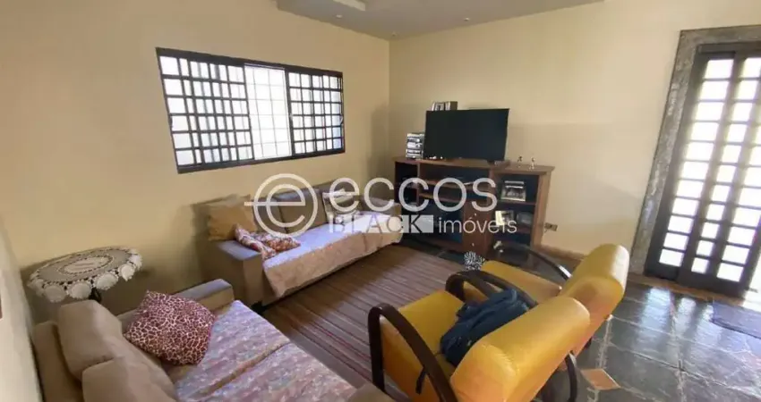 Imóvel comercial para aluguel, 3 quartos, 2 suítes, 3 vagas, cidade jardim - uberlândia/mg