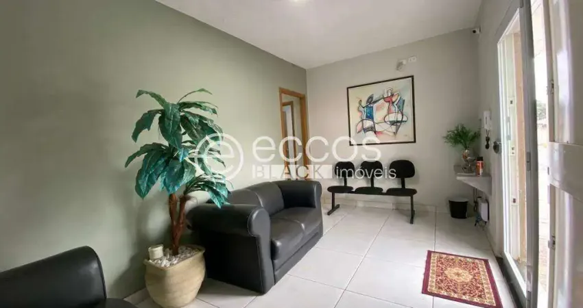 Casa comercial à venda na Rua Feliciano de Morais, 1839, Brasil, Uberlândia