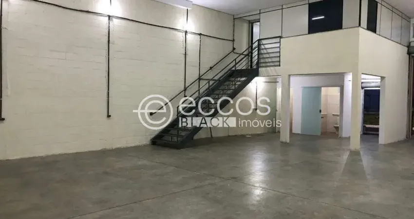 Casa comercial à venda na Avenida Iraque, 271, Granada, Uberlândia