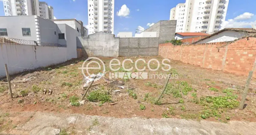 Terreno comercial à venda na Rua Pimenta Bueno, 96, Jardim Brasília, Uberlândia