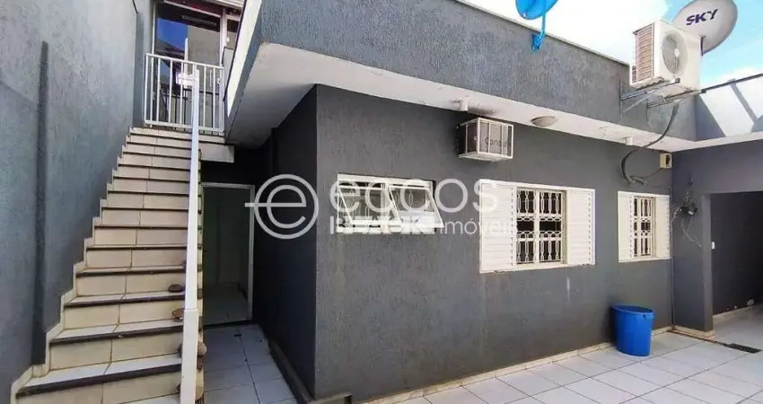 Casa para aluguel, 4 quartos, 3 suítes, 2 vagas, vila maria helena - uberaba/mg
