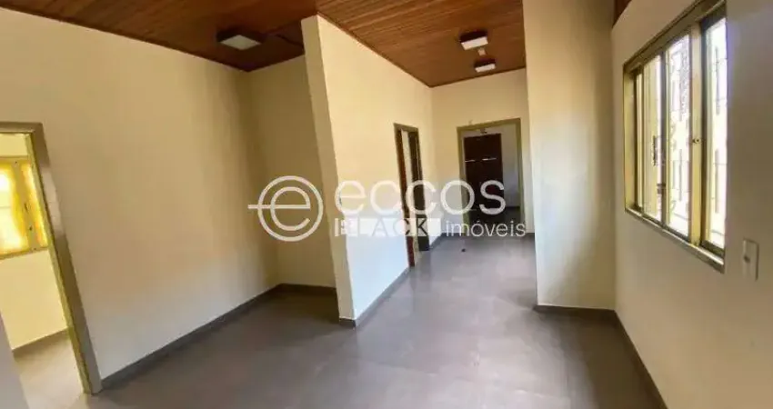 Prédio à venda na Rua Augusto César, 206, Fundinho, Uberlândia