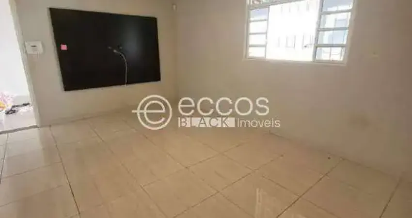 Casa à venda, 5 quartos, 2 suítes, 5 vagas, santa mônica - uberlândia/mg