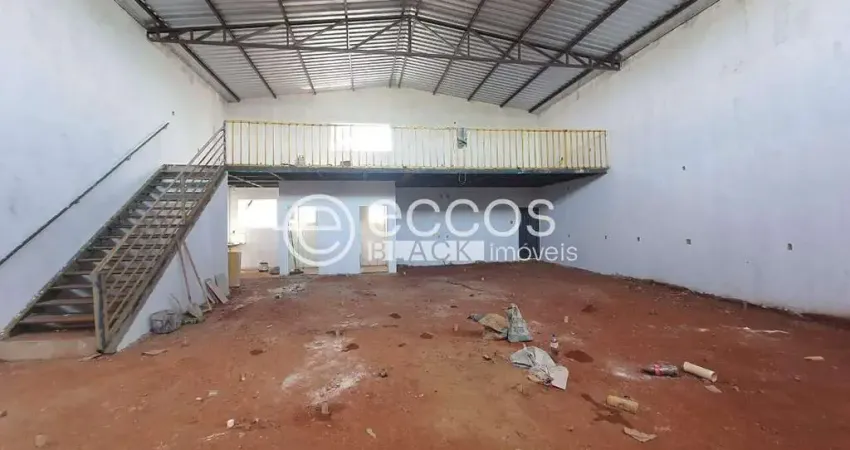 Barracão à venda, 1 quarto, loteamento luizote iv - uberlândia/mg